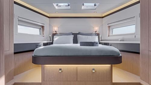 beneteauoceanisyacht62interior4